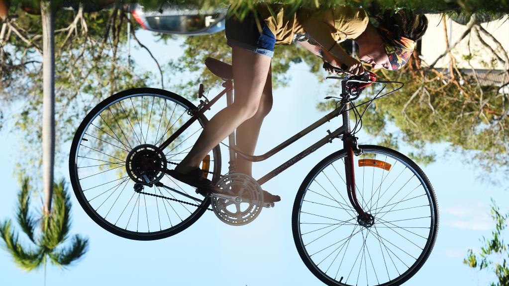 FemalesRidingDownunder